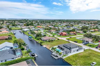 1909 SE 14th St, Cape Coral, FL 33990 - Photo 45