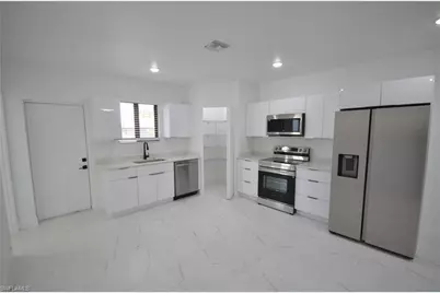 2132 Barker Blvd, Fort Myers, FL 33916 - Photo 15