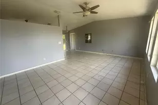 706 SW 31st St, Cape Coral, FL 33914 - Photo 3