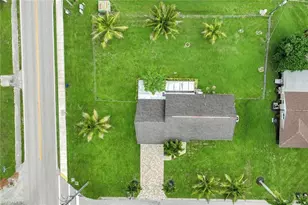 1007 Wilshire Dr, Fort Myers, FL 33919 - Photo 27
