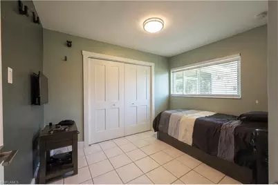 1007 Wilshire Dr, Fort Myers, FL 33919 - Photo 15