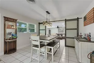 1007 Wilshire Dr, Fort Myers, FL 33919 - Photo 13