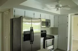 841 SE 41st St, Cape Coral, FL 33904 - Photo 3