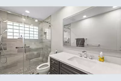 16918 Timberlakes Dr, Fort Myers, FL 33908 - Photo 37