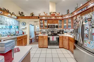 4600 SW 5th Pl, Cape Coral, FL 33914 - Photo 25