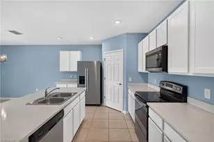 2547 Village of Entrada St, Cape Coral, FL 33909 - Photo 9