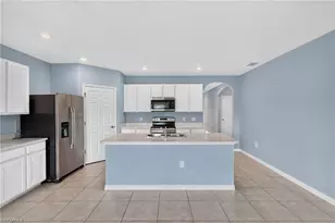 2547 Village of Entrada St, Cape Coral, FL 33909 - Photo 7