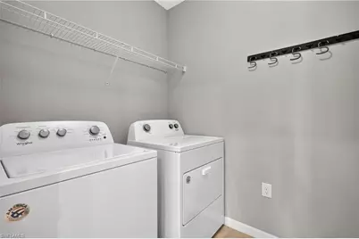 2547 Village Of Entrada St, Cape Coral, FL 33909 - Photo 23