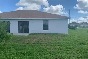 1026 Andalusia Blvd, Cape Coral, FL 33909 - Photo 15