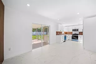 5551 Sunrise Dr, Fort Myers, FL 33919 - Photo 5