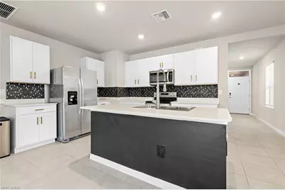 2872 Star Coral Dr, North Fort Myers, FL 33903 - Photo 13