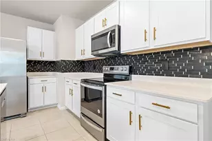 2872 Star Coral Dr, North Fort Myers, FL 33903 - Photo 15