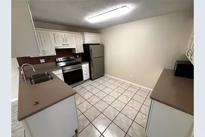 5660 Foxlake Dr, North Fort Myers, FL 33917 - Photo 3