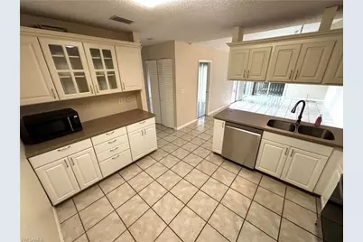 5660 Foxlake Dr, North Fort Myers, FL 33917 - Photo 5