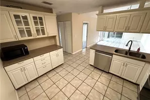 5660 Foxlake Dr, North Fort Myers, FL 33917 - Photo 5