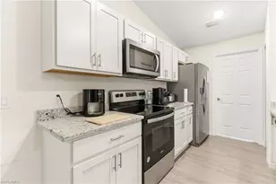 7024 Hero Cir, Labelle, FL 33935 - Photo 19