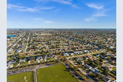 241 SW 40th St, Cape Coral, FL 33914 - Photo 3