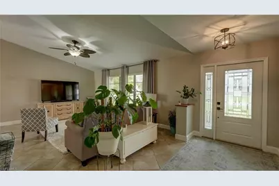 237 SE 20th Ct, Cape Coral, FL 33990 - Photo 5