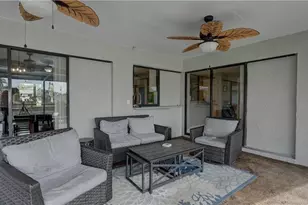 237 SE 20th Ct, Cape Coral, FL 33990 - Photo 29