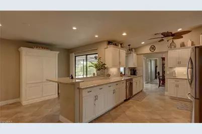 237 SE 20th Ct, Cape Coral, FL 33990 - Photo 11