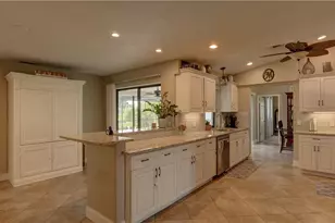 237 SE 20th Ct, Cape Coral, FL 33990 - Photo 11