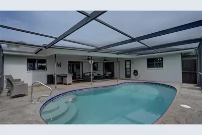 237 SE 20th Ct, Cape Coral, FL 33990 - Photo 33