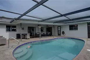 237 SE 20th Ct, Cape Coral, FL 33990 - Photo 33