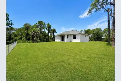 193 Castle Ave, Lehigh Acres, FL 33974 - Photo 5