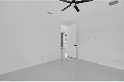 3000 40th St SW, Lehigh Acres, FL 33976 - Photo 9