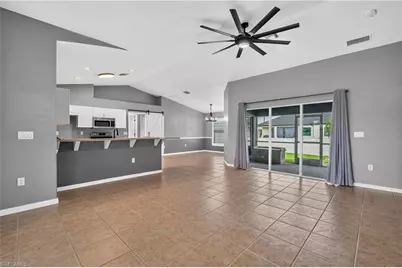 300 NW 22nd Pl, Cape Coral, FL 33993 - Photo 3