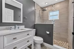 300 NW 22nd Pl, Cape Coral, FL 33993 - Photo 15