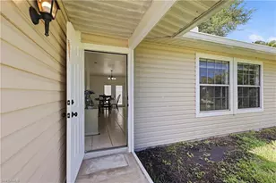 302 NW 5th Terrace, Cape Coral, FL 33993 - Photo 3