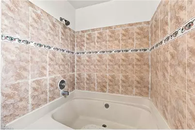 302 NW 5th Ter, Cape Coral, FL 33993 - Photo 29