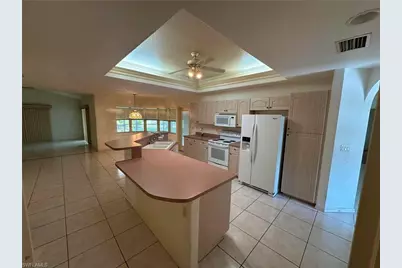 22 SE 14th Ct, Cape Coral, FL 33990 - Photo 23