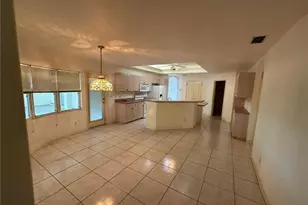 22 SE 14th Ct, Cape Coral, FL 33990 - Photo 27