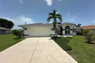 22 SE 14th Ct, Cape Coral, FL 33990 - Photo 1