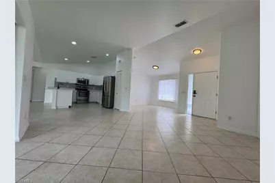 15627 Spring Line Ln, Fort Myers, FL 33905 - Photo 9