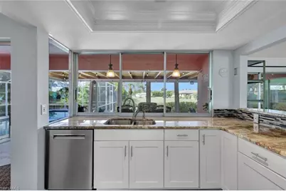 4232 SE 8th Pl, Cape Coral, FL 33904 - Photo 5