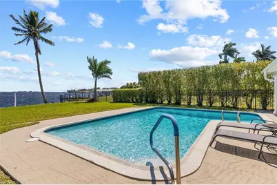 252 Bayshore Dr, Cape Coral, FL 33904 - Photo 1