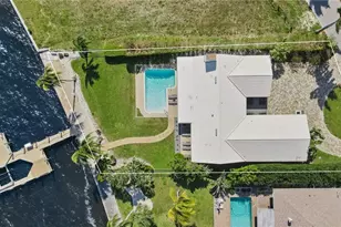 252 Bayshore Dr, Cape Coral, FL 33904 - Photo 25