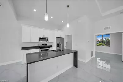 2504 SW 32nd St, Cape Coral, FL 33914 - Photo 7