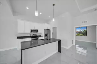 2504 SW 32nd St, Cape Coral, FL 33914 - Photo 7