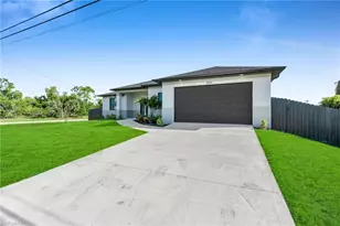 2504 SW 32nd St, Cape Coral, FL 33914 - Photo 1