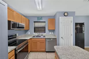 225 Shadow Lakes Dr, Lehigh Acres, FL 33974 - Photo 11