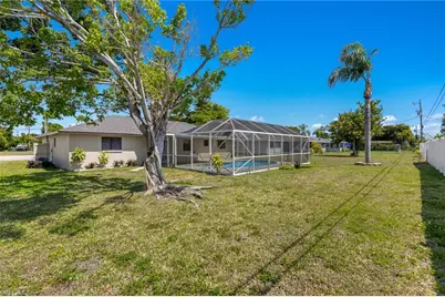 1944 Country Club Blvd, Cape Coral, FL 33990 - Photo 25