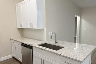 1425 SW 51st Ln, Cape Coral, FL 33914 - Photo 11