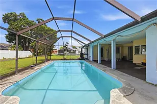 3812 SE 10th Ave, Cape Coral, FL 33904 - Photo 25