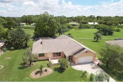 4220 Glasgow Ct, North Fort Myers, FL 33903 - Photo 3