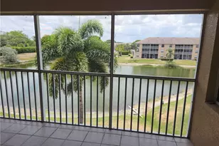 9660 Victoria Ln, Naples, FL 34109 - Photo 13