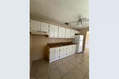 4425 Ruthann Ct, North Fort Myers, FL 33917 - Photo 9